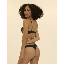 THONG>Simone Pérèle Sale
