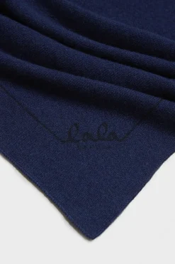 Triangle Solid M><noscript><img width=