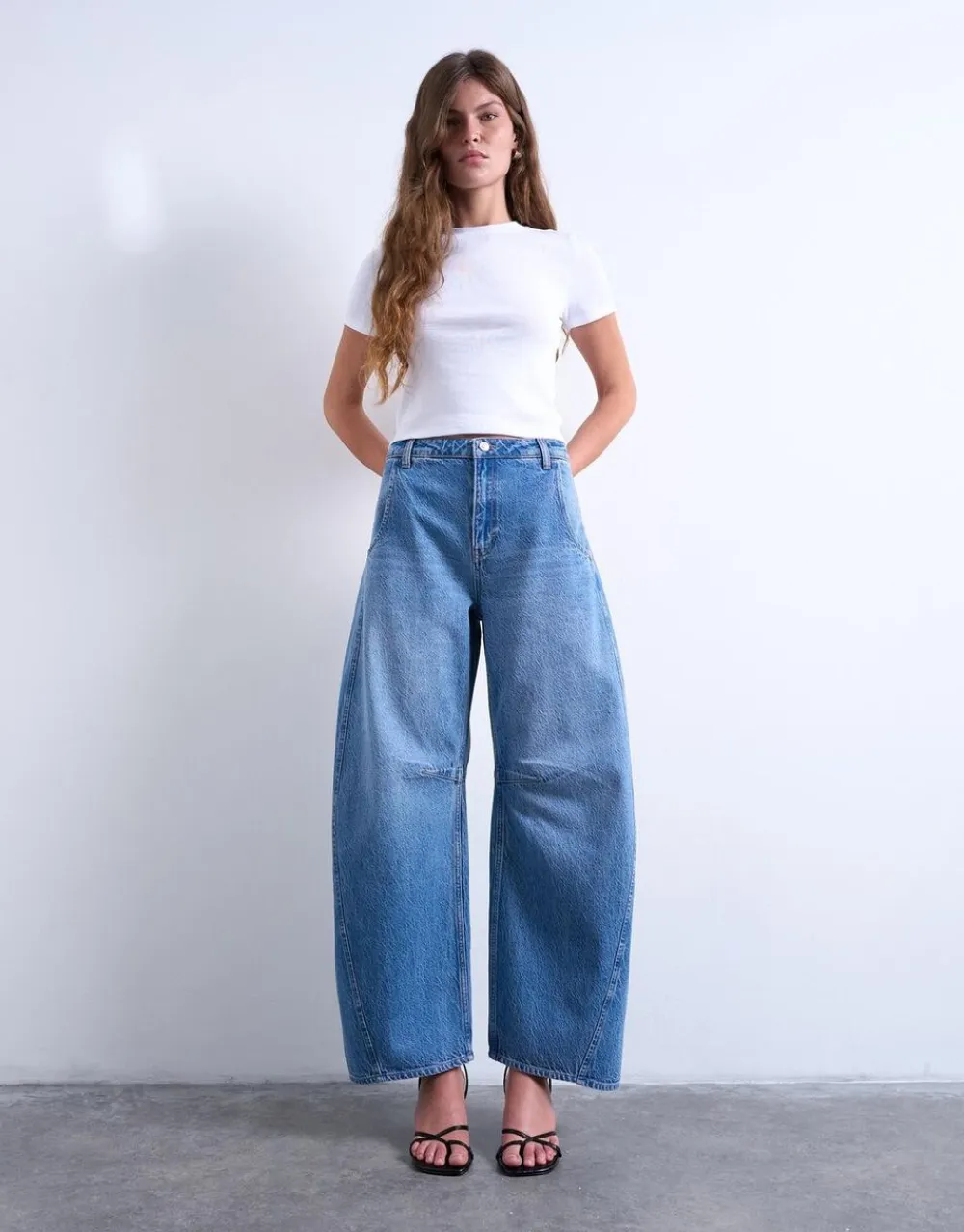 TSNANNA OVERSIZED BARREL DNM JEANS>Topshop Best