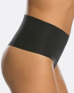Dame Spanx Undie-tectable Thong