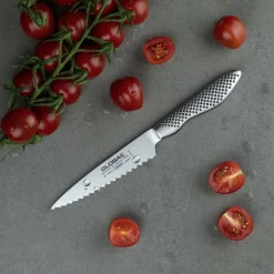 Global Universal kniv 11,5 cm m/takker Hot