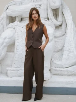 Dame Neo Noir Vendetta Suit Waistcoat