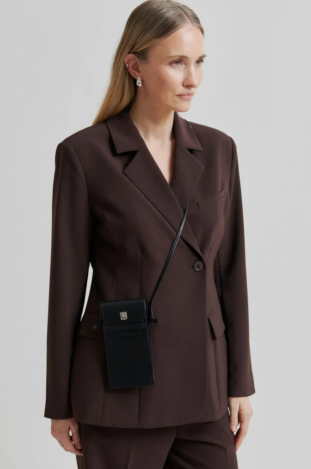 Second Female Verla Leather Phone Bag Black Clearance