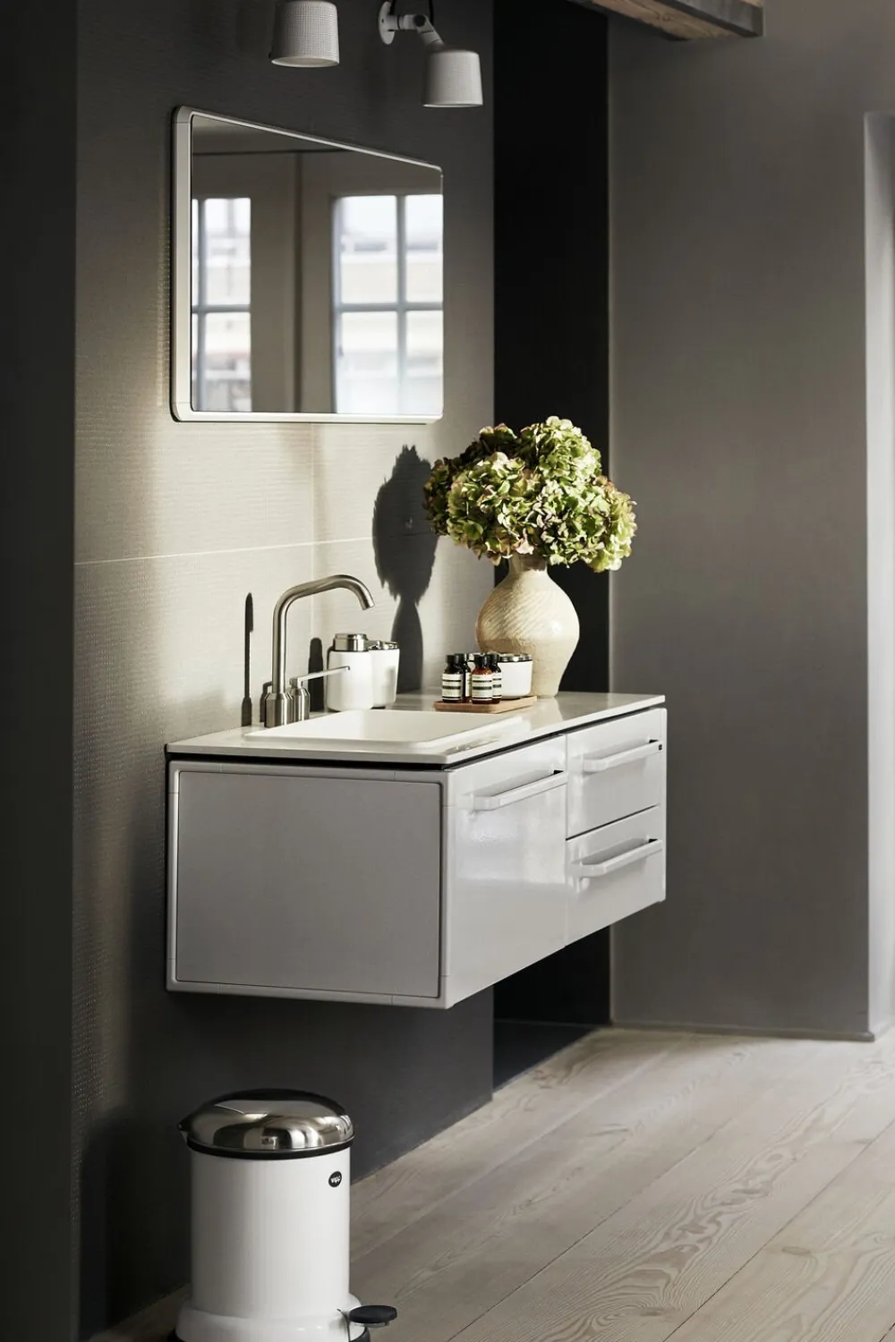 14 pedalspand 8L>Vipp Outlet