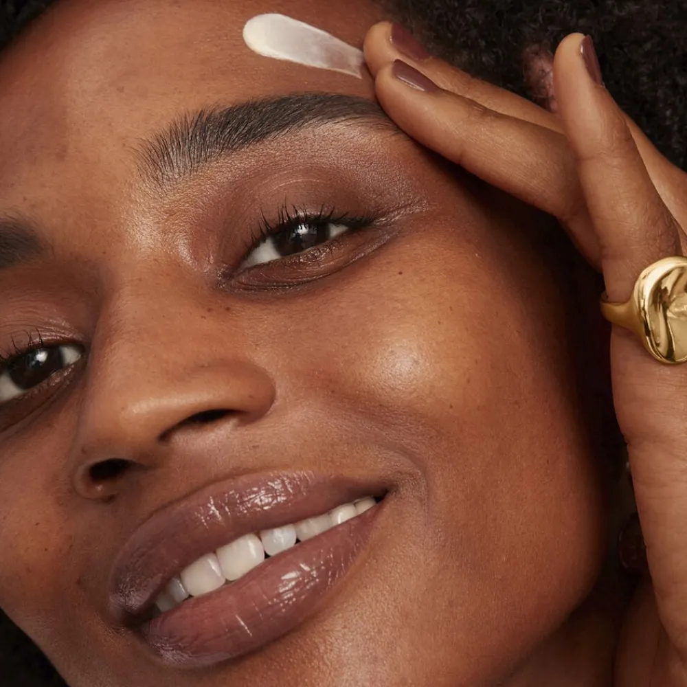 Bobbi Brown Vitamin Enriched Face Base Moisturizer + Primer