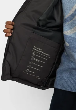 Winter Outerwear><noscript><img width=